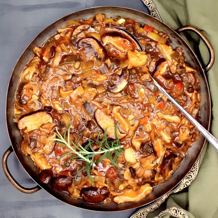 Vegan White Bean Mushroom Stew