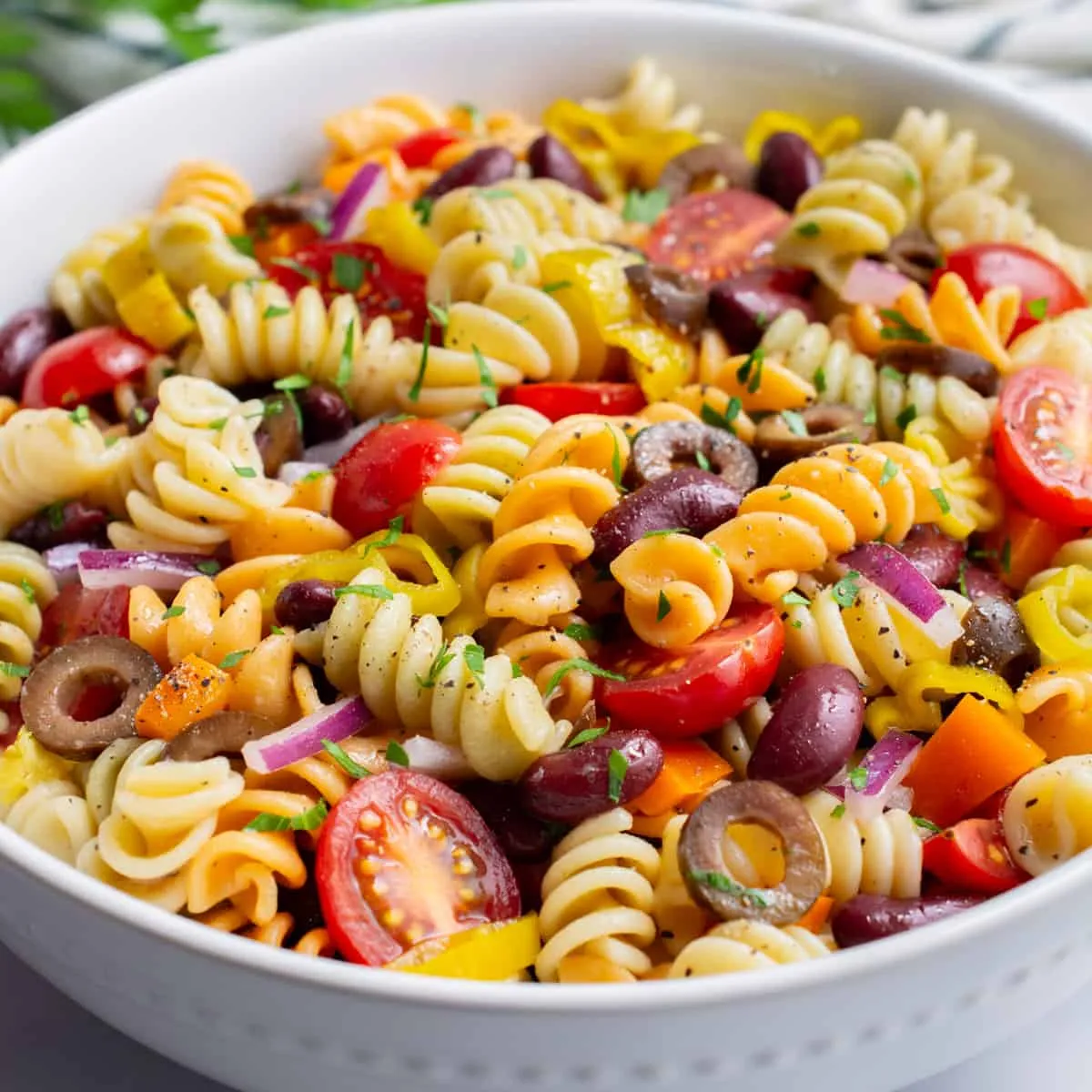 Zesty Italian Pasta Salad Recipe: A Flavorful Crowd-Pleaser