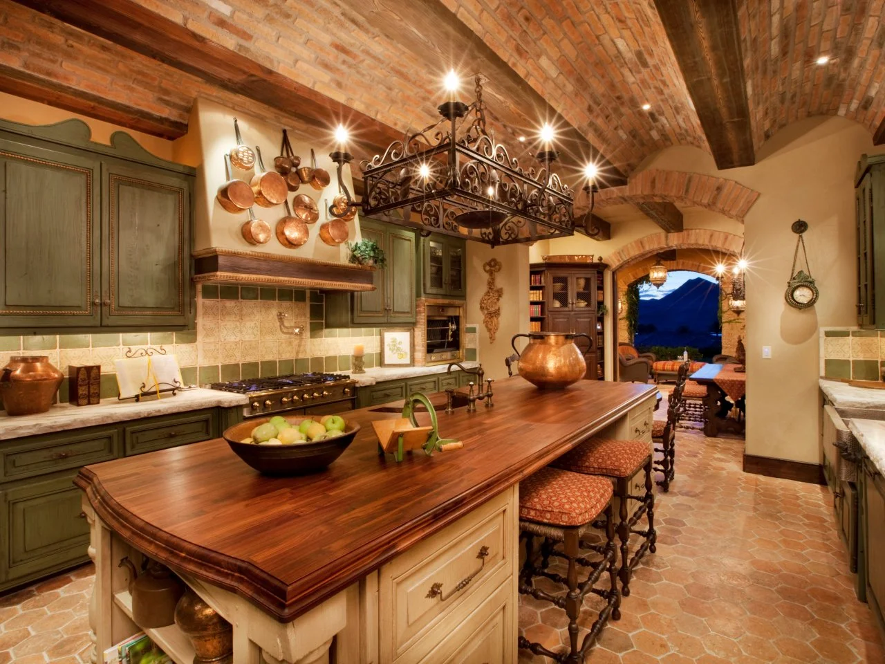 20 Country Kitchens Bursting with Warm, Welcoming Style